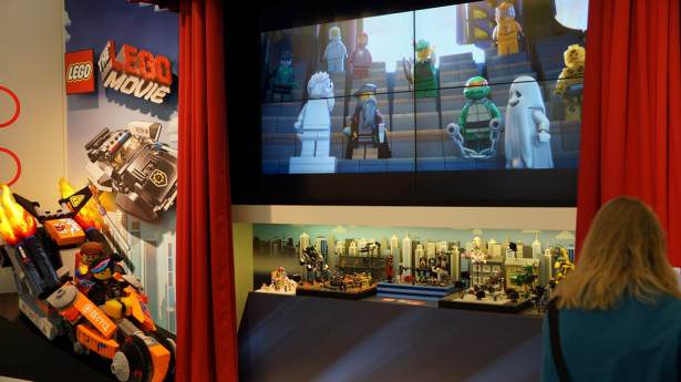 Na stoisku Lego sporo miejsca poświęcono premierze Lego The Movie. 