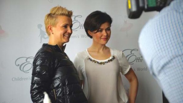 Marta Kuligowska, podobnie jak Kasia Cichopek, ma dwójkę dzieci. Tyle że w jej przypadku były to bliźniaki. Fot. BranzaDziecieca.pl