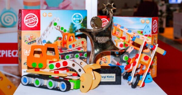 Klocki Heroes Wooden Toys