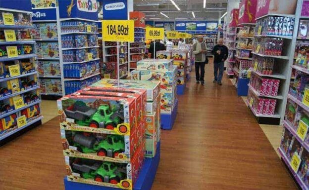 Toys R Us - pora na Lublin.